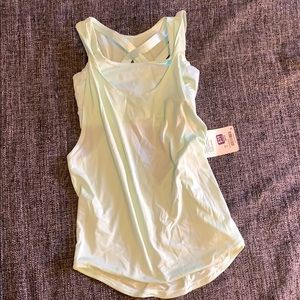 Lululemon | top